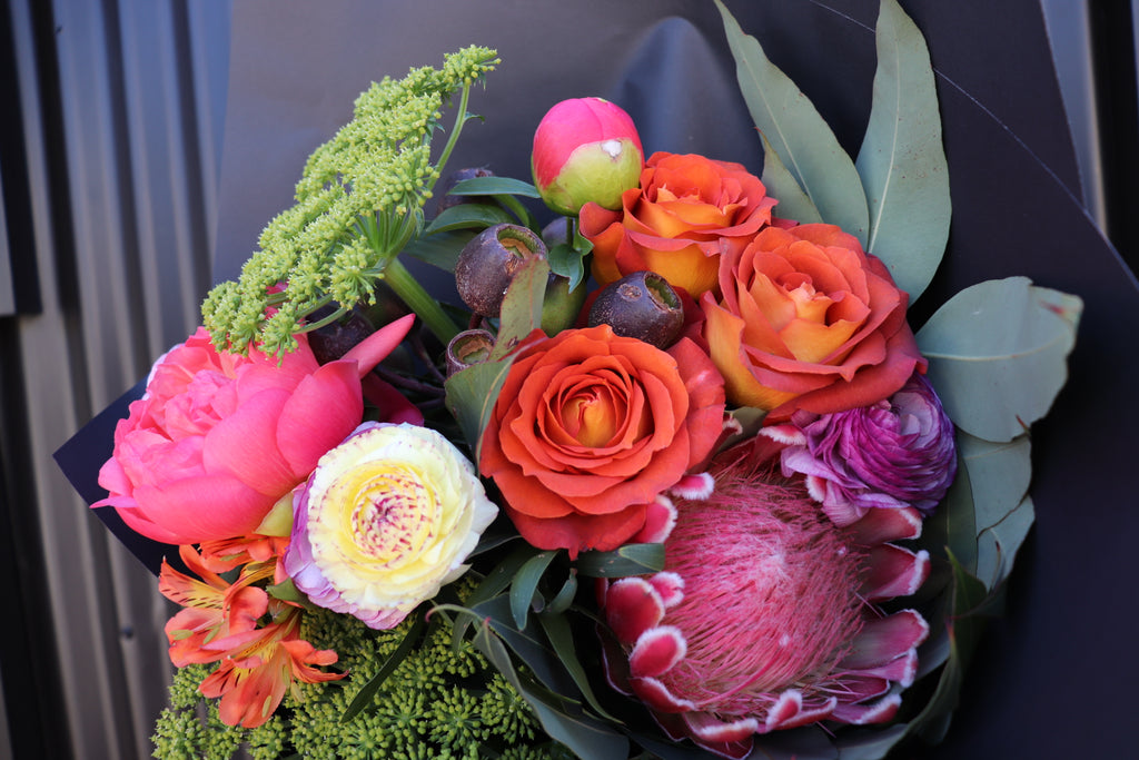 Te Ngahere — Medium Bouquet