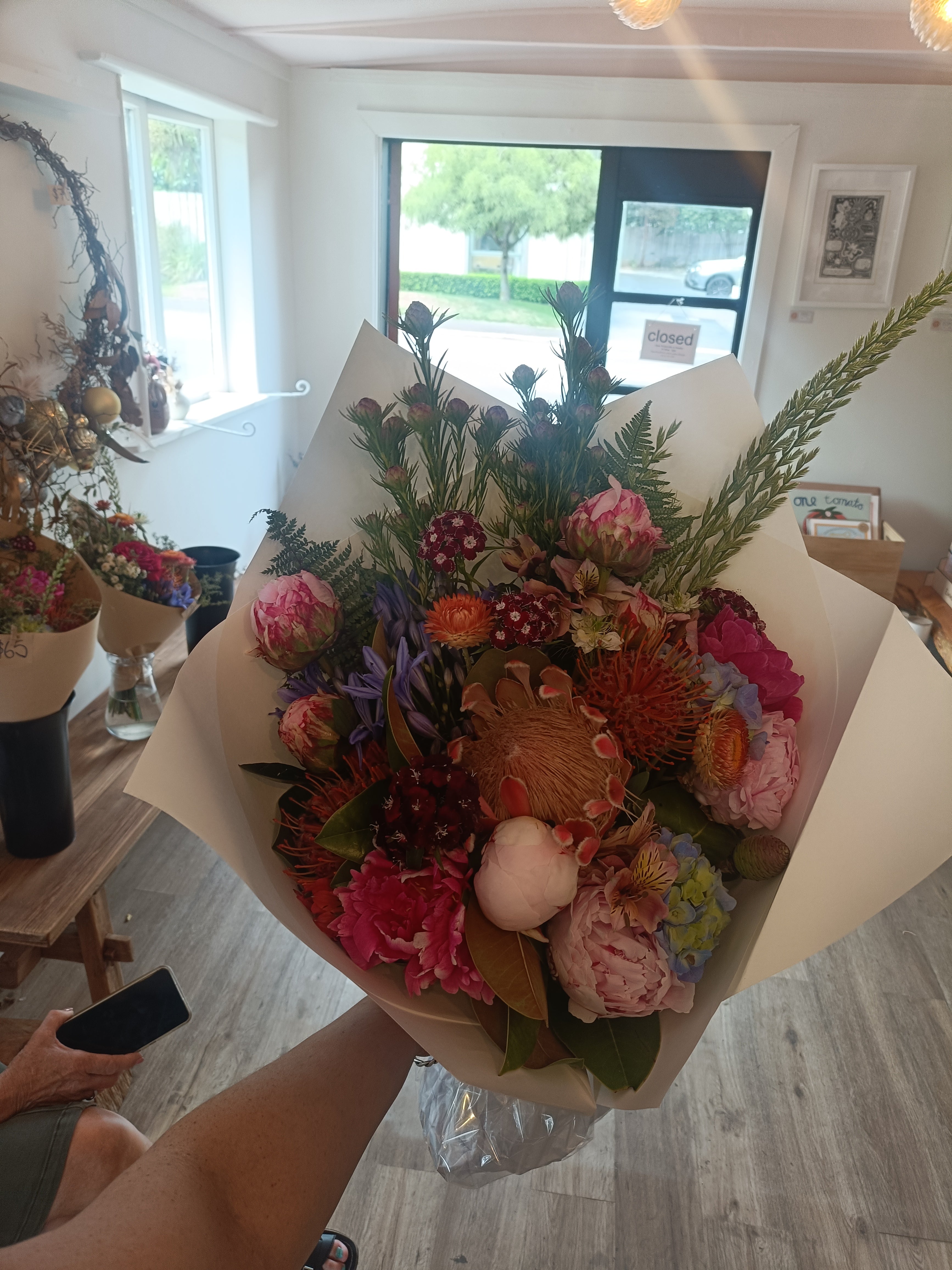 Te Ngahere — Medium Bouquet